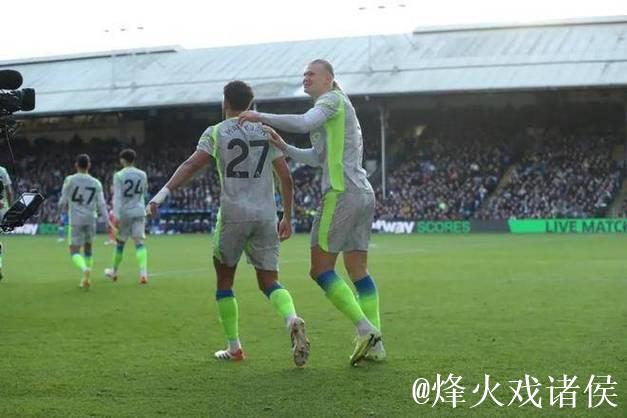 曼城3球大胜水晶宫，抽象对决展现冠军运气